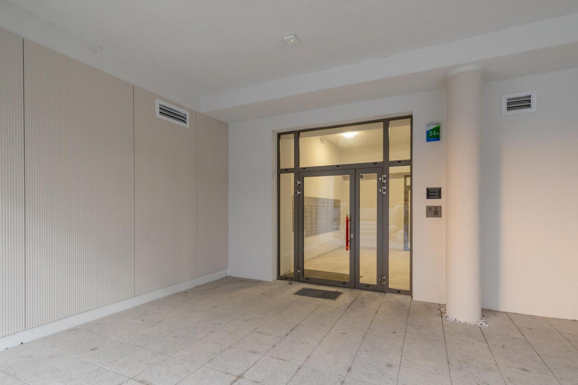 Apartment Malczewskiego Grey *